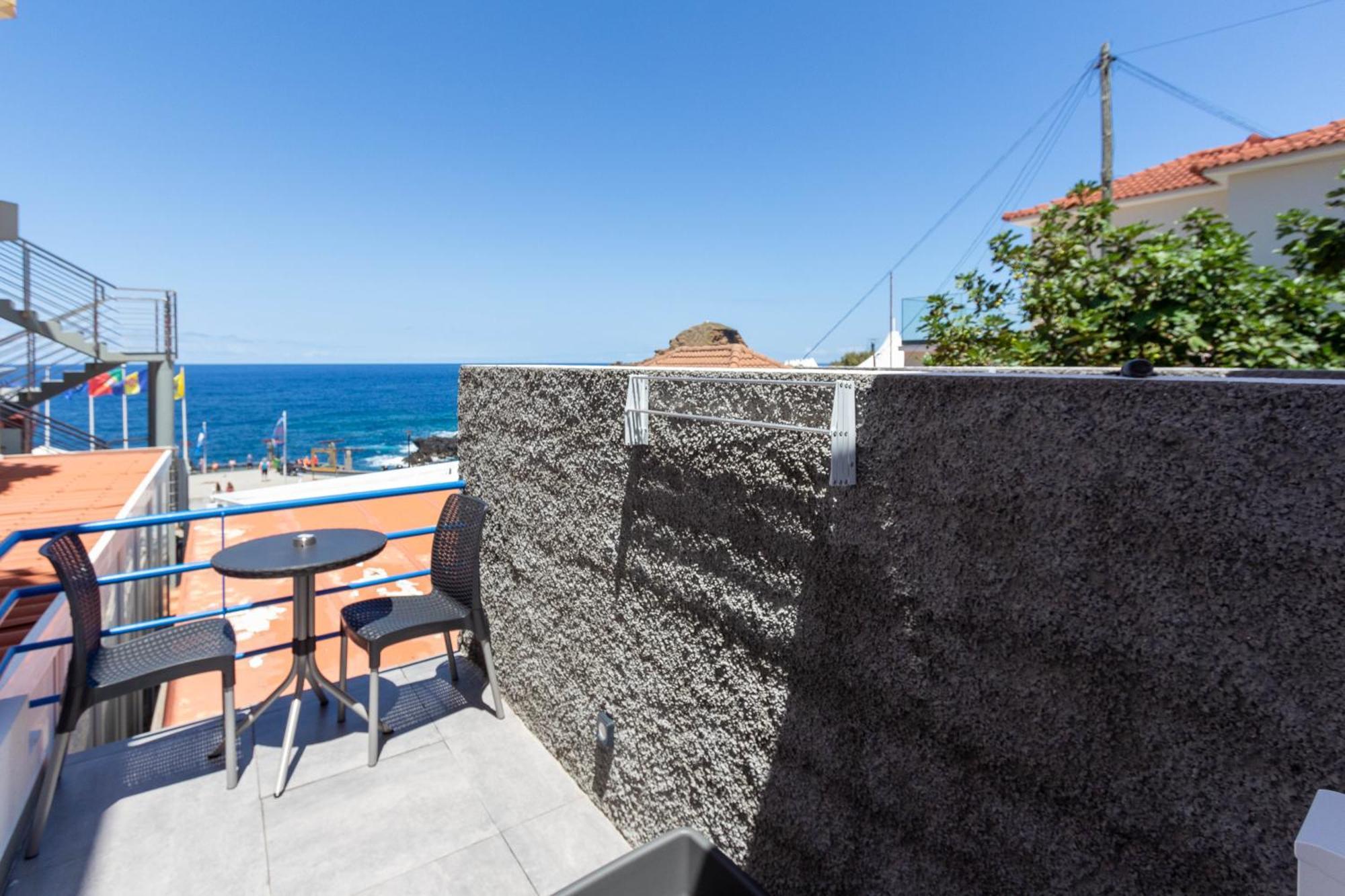 The Jolie - Apartments By The Ocean Porto Moniz Exterior foto
